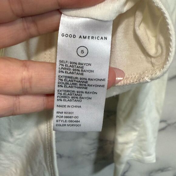 NEW Good American- GOOD TOUCH
U RING BODYSUIT Cream Size 5=2XL - Picture 12 of 15